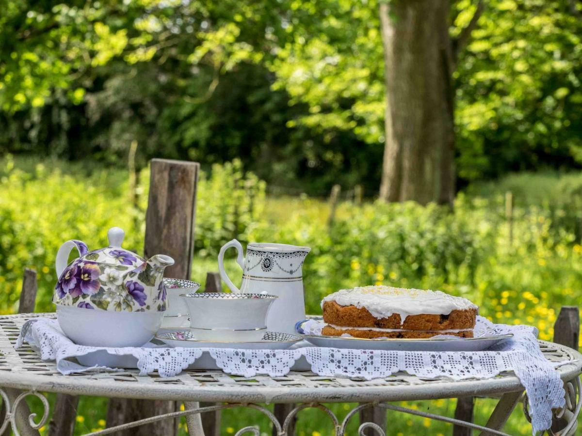 The Old Apple Shed Cosy Heated Cottage In A Meadow Close To The Charming Village Of Bethersden Ashford  Exterior photo
