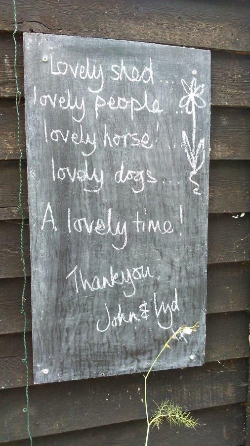 The Old Apple Shed Cosy Heated Cottage In A Meadow Close To The Charming Village Of Bethersden Ashford  Exterior photo