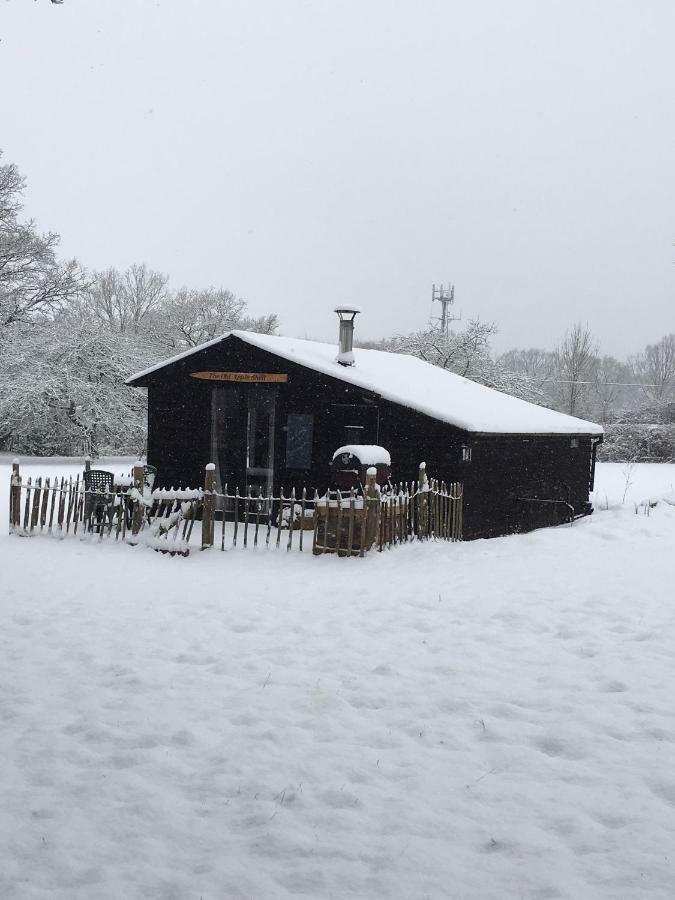 The Old Apple Shed Cosy Heated Cottage In A Meadow Close To The Charming Village Of Bethersden Ashford  Exterior photo